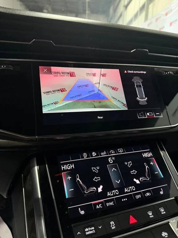 Audi Q7 55TFSI* COMFORT* ПОДГРЕВ* КАМЕРА* ПАНОРАМА* КЕЙЛЕС, снимка 9 - Автомобили и джипове - 54884949