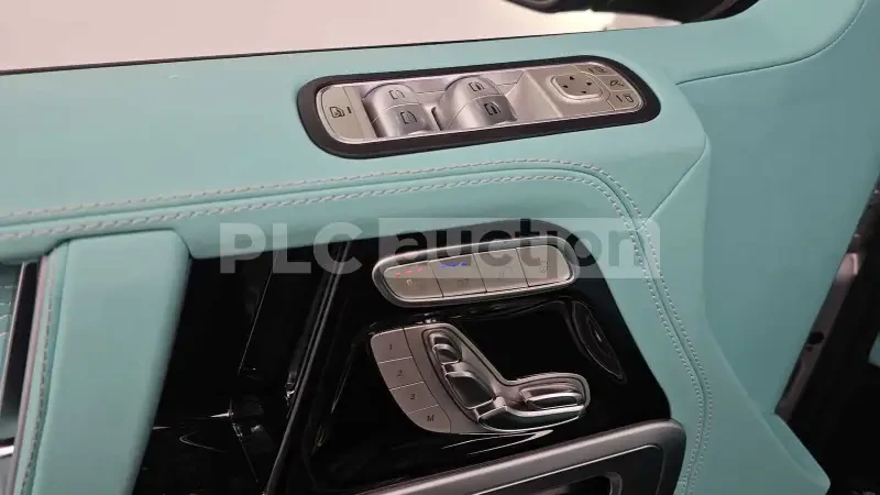Mercedes-Benz G BRABUS  Tiffany Blue / ЛИЗИНГ / ЦЕНА ДО БЪЛГАРИЯ, снимка 17 - Автомобили и джипове - 55341849