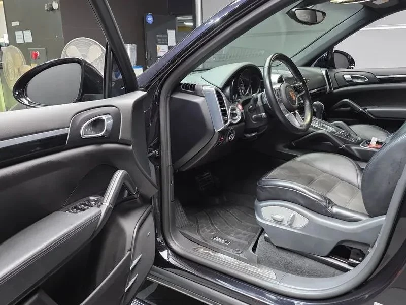 Porsche Cayenne, снимка 10 - Автомобили и джипове - 56727714