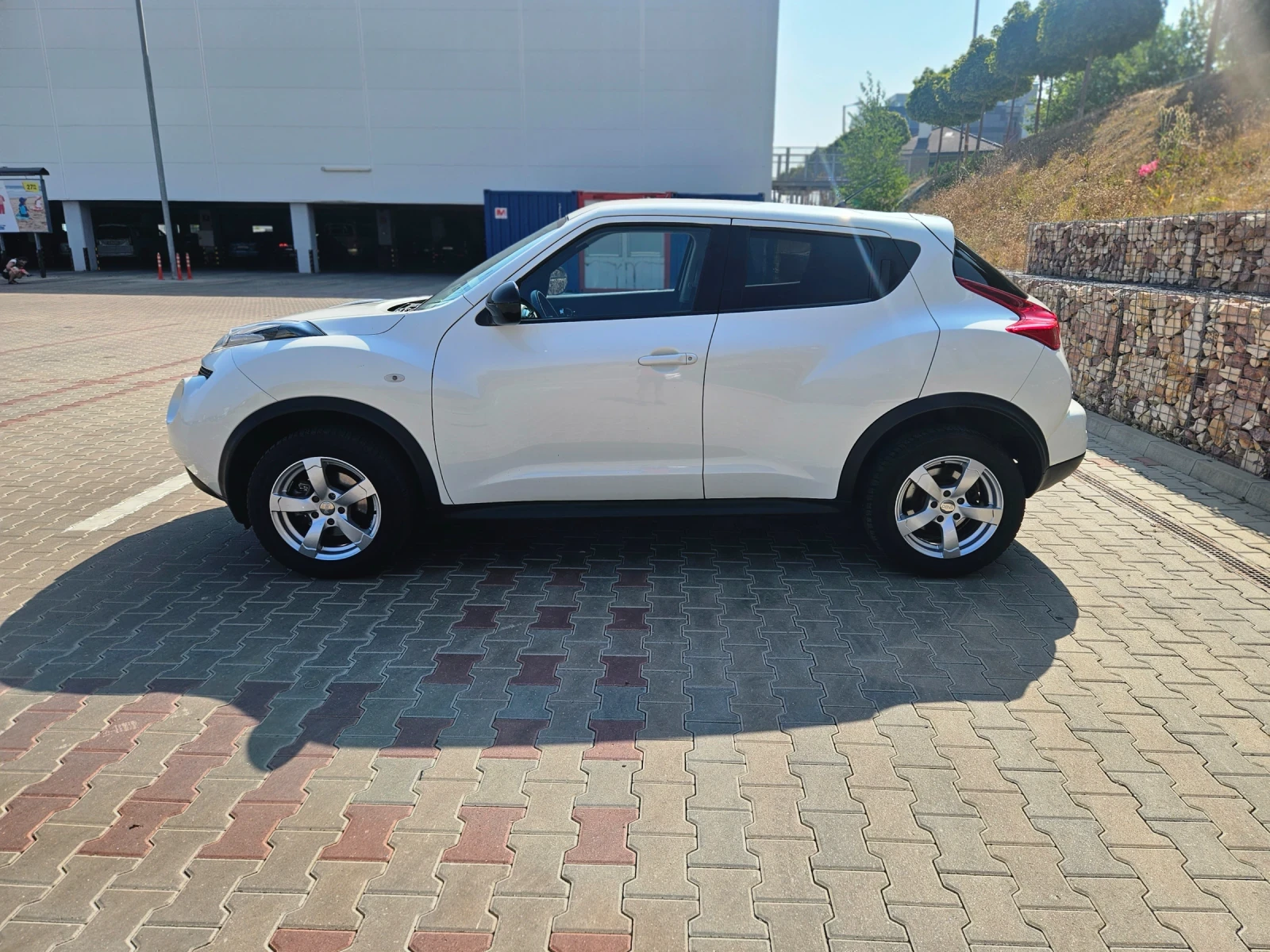 Nissan Juke 1.6 benzin/automat - изображение 8