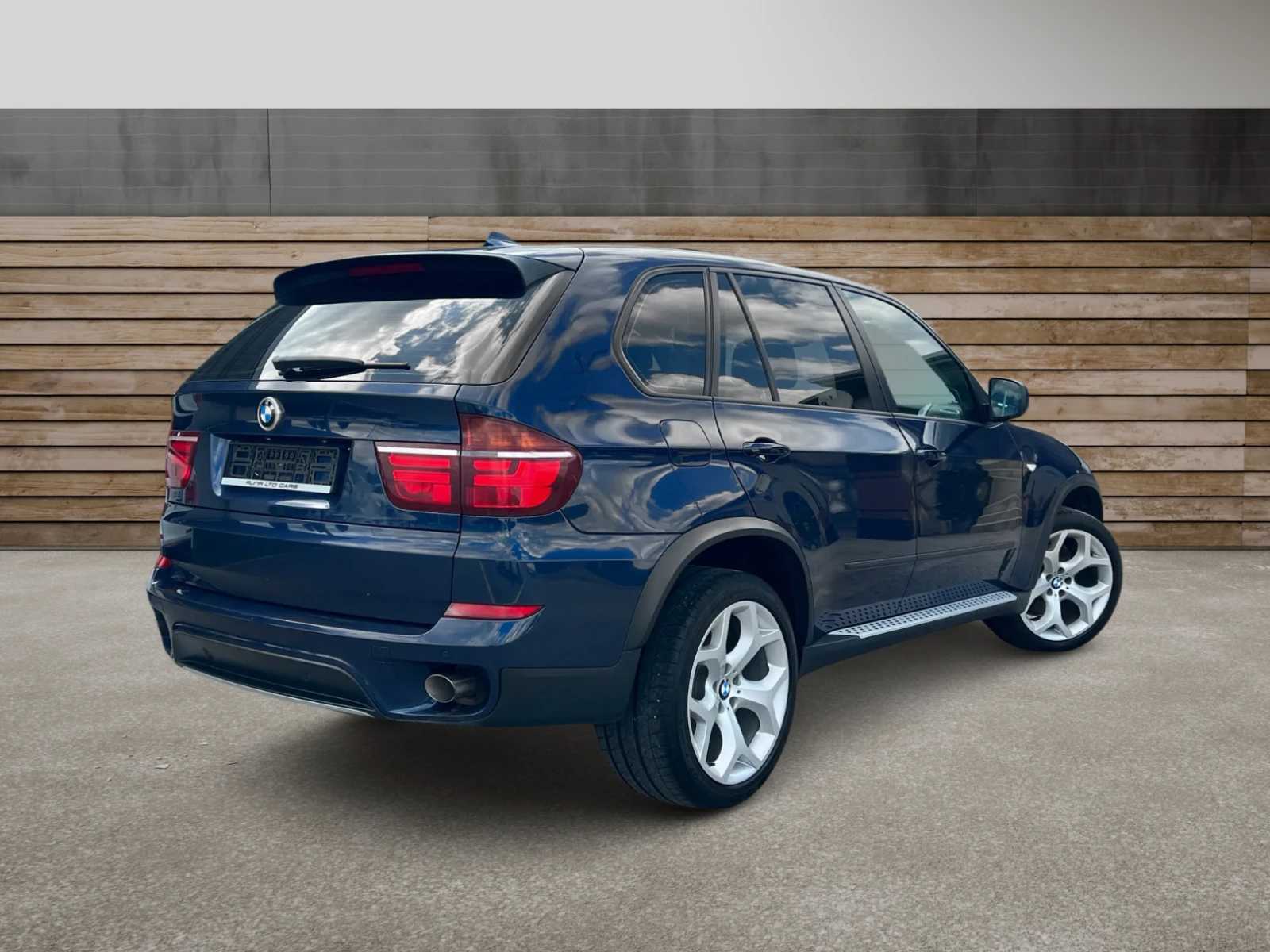 BMW X5 40d xDrive ОБСЛУЖЕН Панорама Подгрев HUD Sport - изображение 6