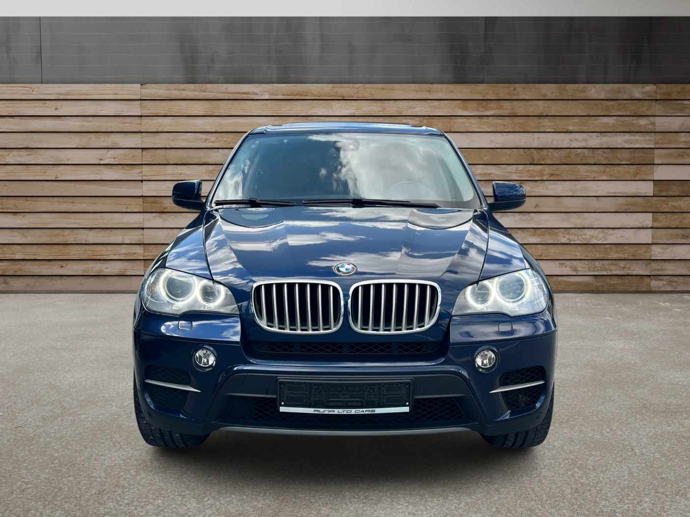 BMW X5 40d xDrive ОБСЛУЖЕН Панорама Подгрев HUD Sport - изображение 2