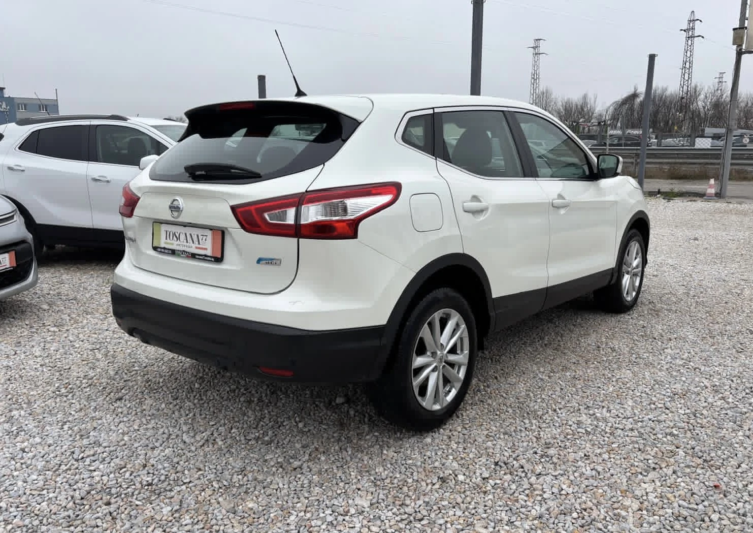 Nissan Qashqai 1.5DCI * 110k.c. * ���� * ������* C������� ������� | Mobile.bg � ����������� 4