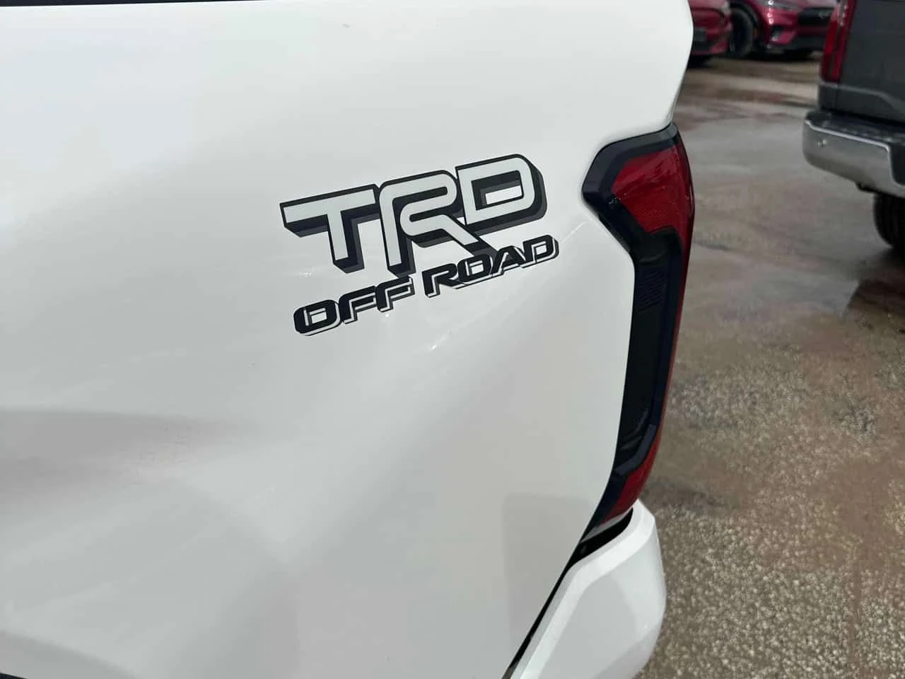 Toyota Tacoma * 4x4 Double Cab Auto * PANO* ПОДГРЕВ* KEYLESS* , снимка 15 - Автомобили и джипове - 53757607