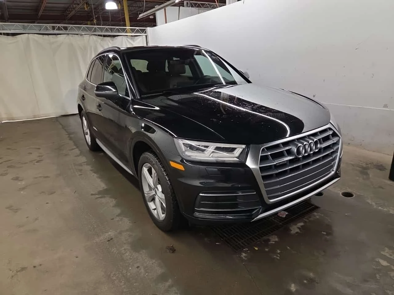 Audi Q5 * PROGRESSIV * ПАНО * ПОДГРЕВИ * KEYLESS * CARFAX, снимка 2 - Автомобили и джипове - 54569160