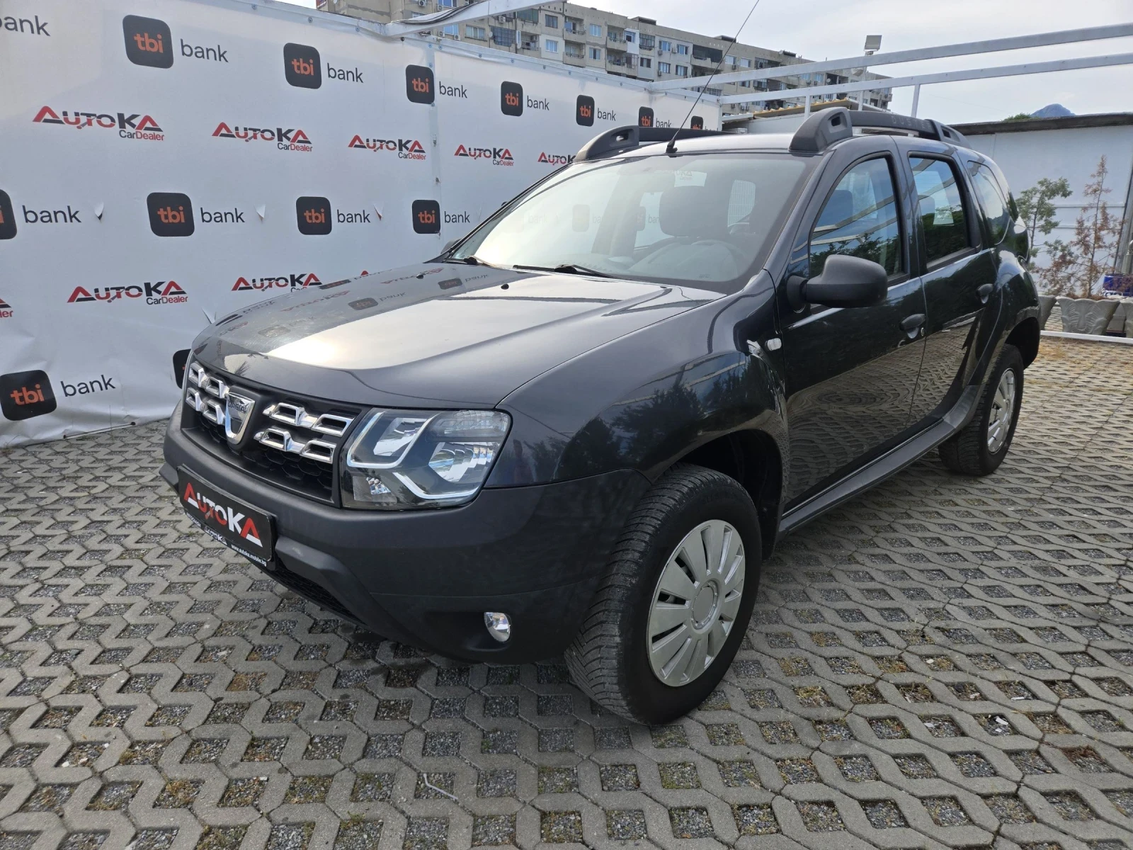 Dacia Duster 1.6i-105кс= ФАБРИЧНА ГАЗ= FACELIFT= КЛИМАТИК, снимка 6 - Автомобили и джипове - 55212084