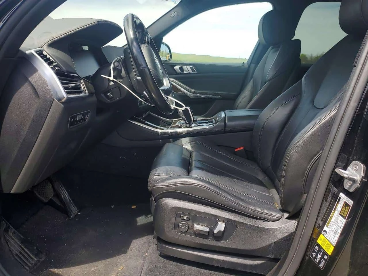 BMW X5 xDrive40i | CARFAX | АВТОКРЕДИТ БЕЗ ПЪРВОНАЧАЛНА , снимка 7 - Автомобили и джипове - 55416557