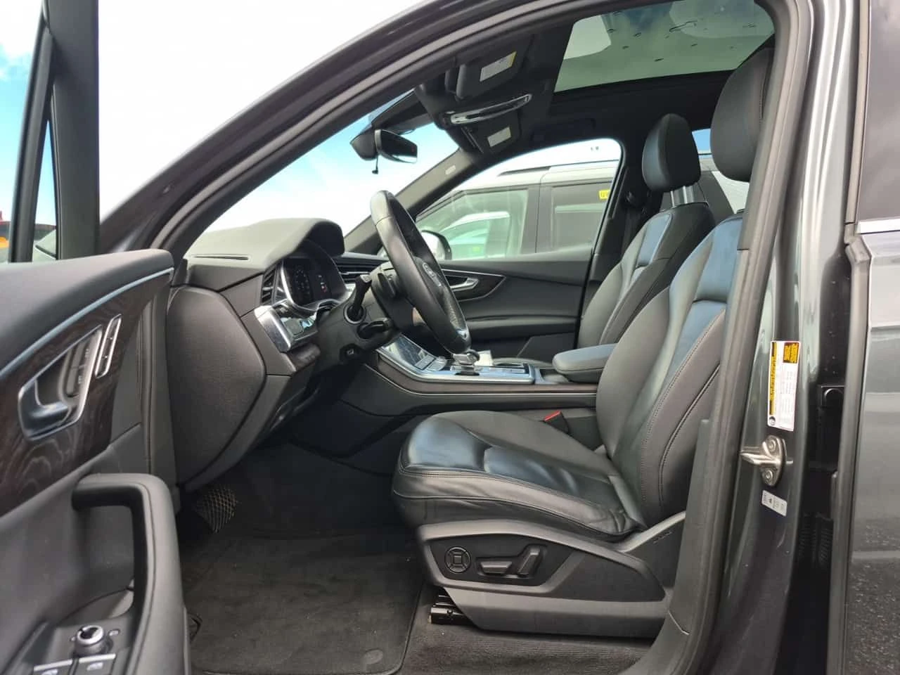 Audi Q7 S-Line * KOMFORT * CARFAX * Без инциденти * , снимка 8 - Автомобили и джипове - 55454597