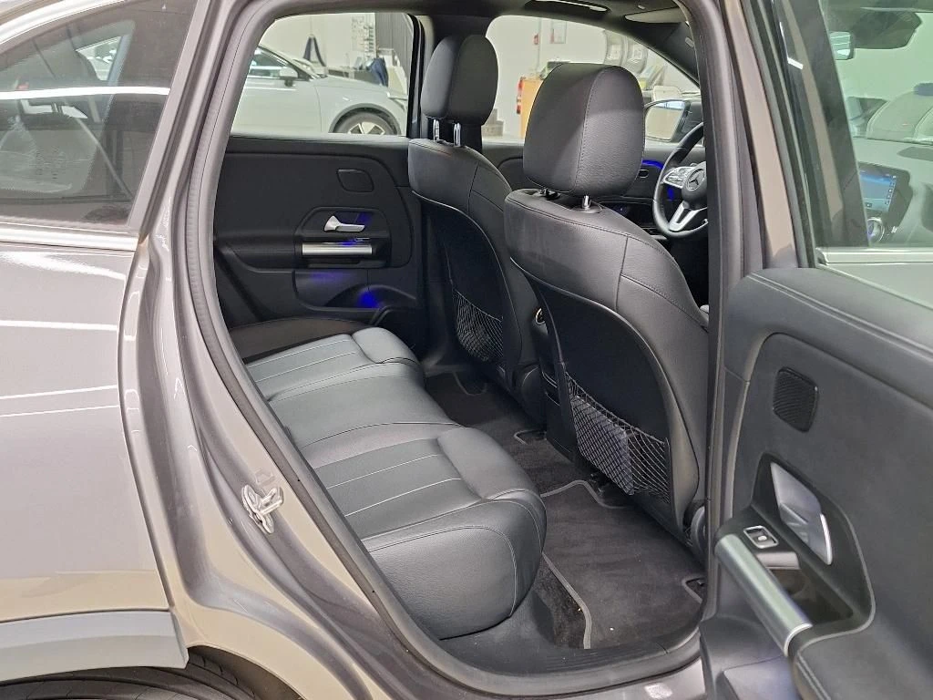 Mercedes-Benz EQA 71KWH LUXURY LINE LEATHER NAVI LED KEYLESS PANO , снимка 12 - Автомобили и джипове - 56305155