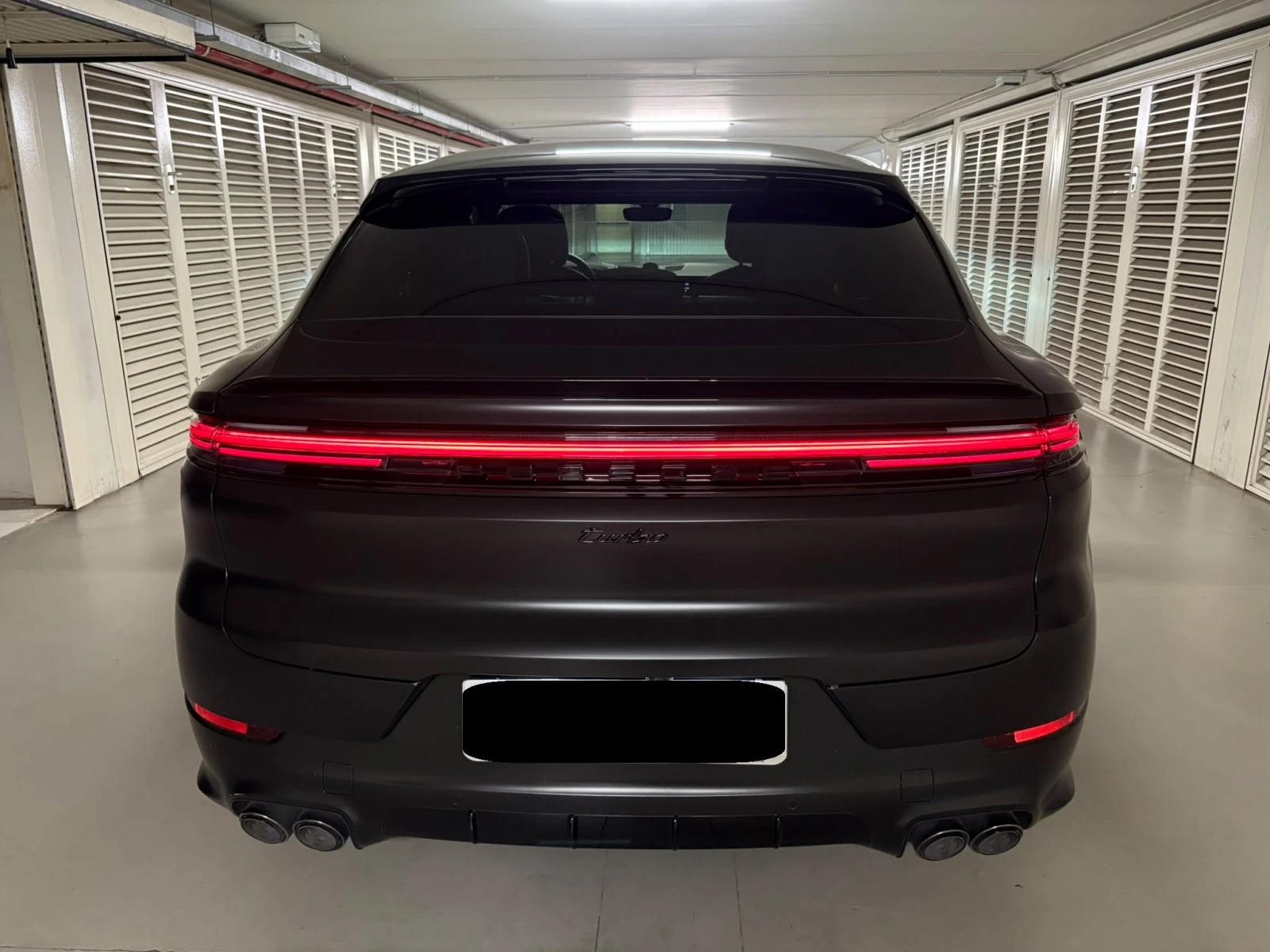 Porsche Cayenne Coupe Turbo 4.0 V8 E-Hybrid, снимка 4 - Автомобили и джипове - 56682223