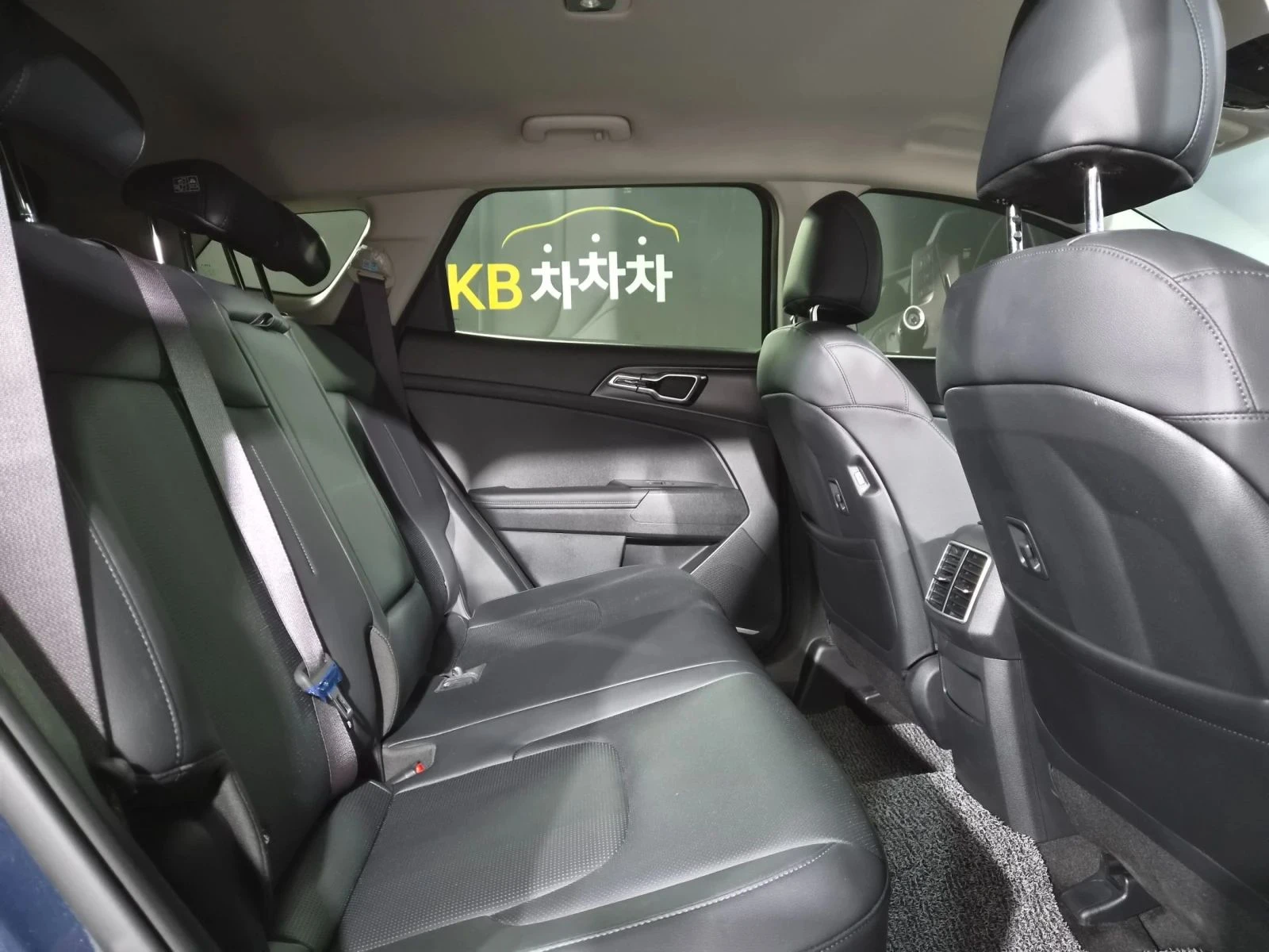 Kia Sportage, снимка 9 - Автомобили и джипове - 56688589