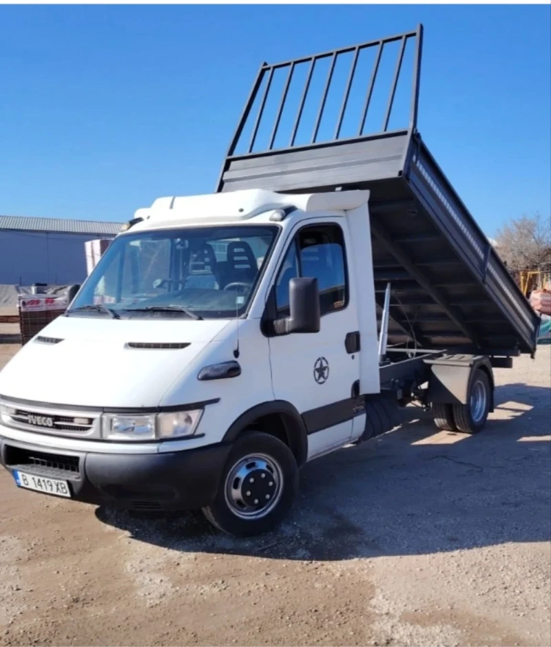 Iveco Deily 50C Ивеко 50с14 2006 г 140 коня кара се с Б катигория, снимка 2 - Бусове и автобуси - 49498209