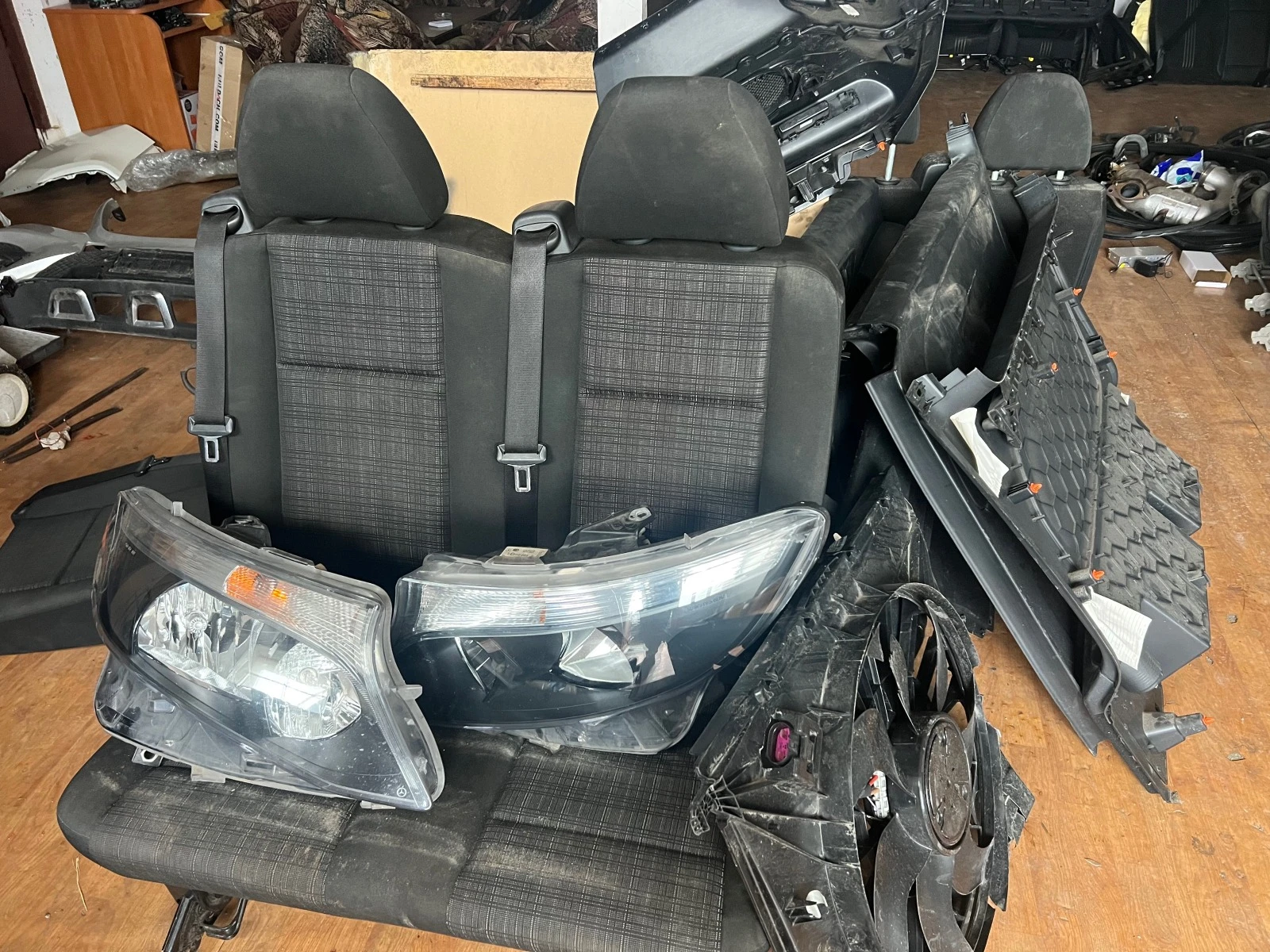 Mercedes-Benz Vito 2 br na 4asti - изображение 3