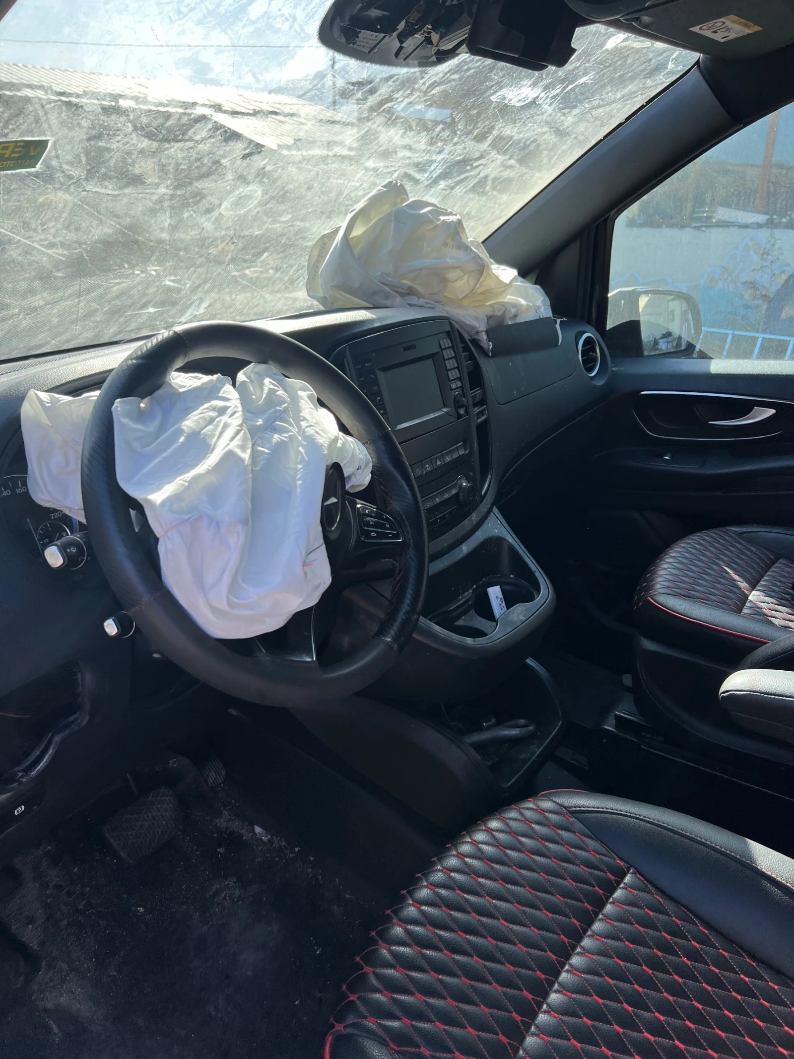 Mercedes-Benz Vito 2 br na 4asti - изображение 5