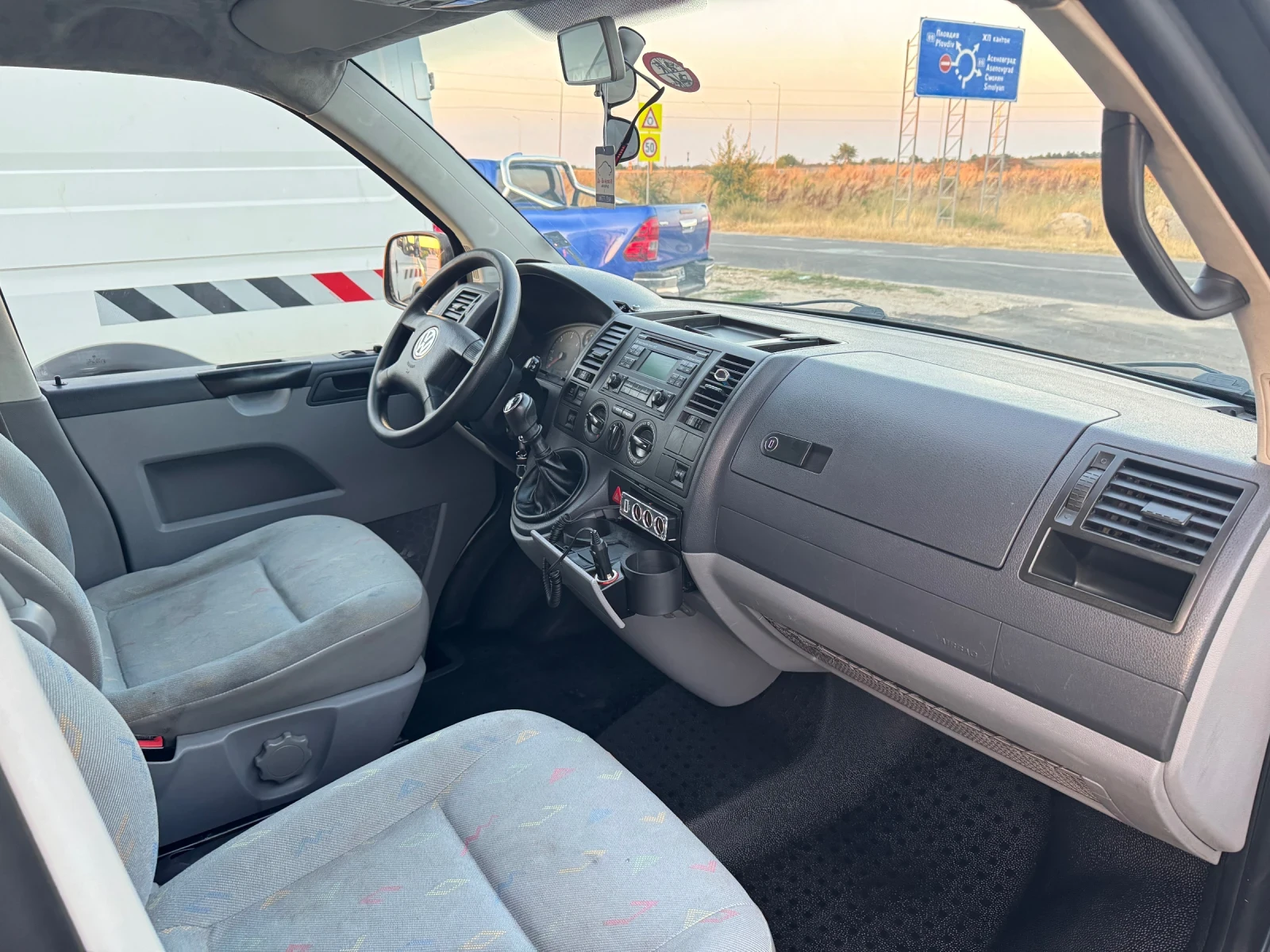 VW Transporter, снимка 6 - Бусове и автобуси - 55741676