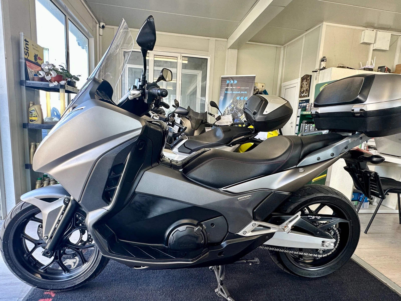 Honda Integra 750i ABS 05.2015г., снимка 16 - Мотоциклети и мототехника - 53733454