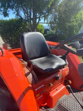 Трактор Kubota, снимка 4