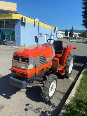 Трактор Kubota, снимка 3