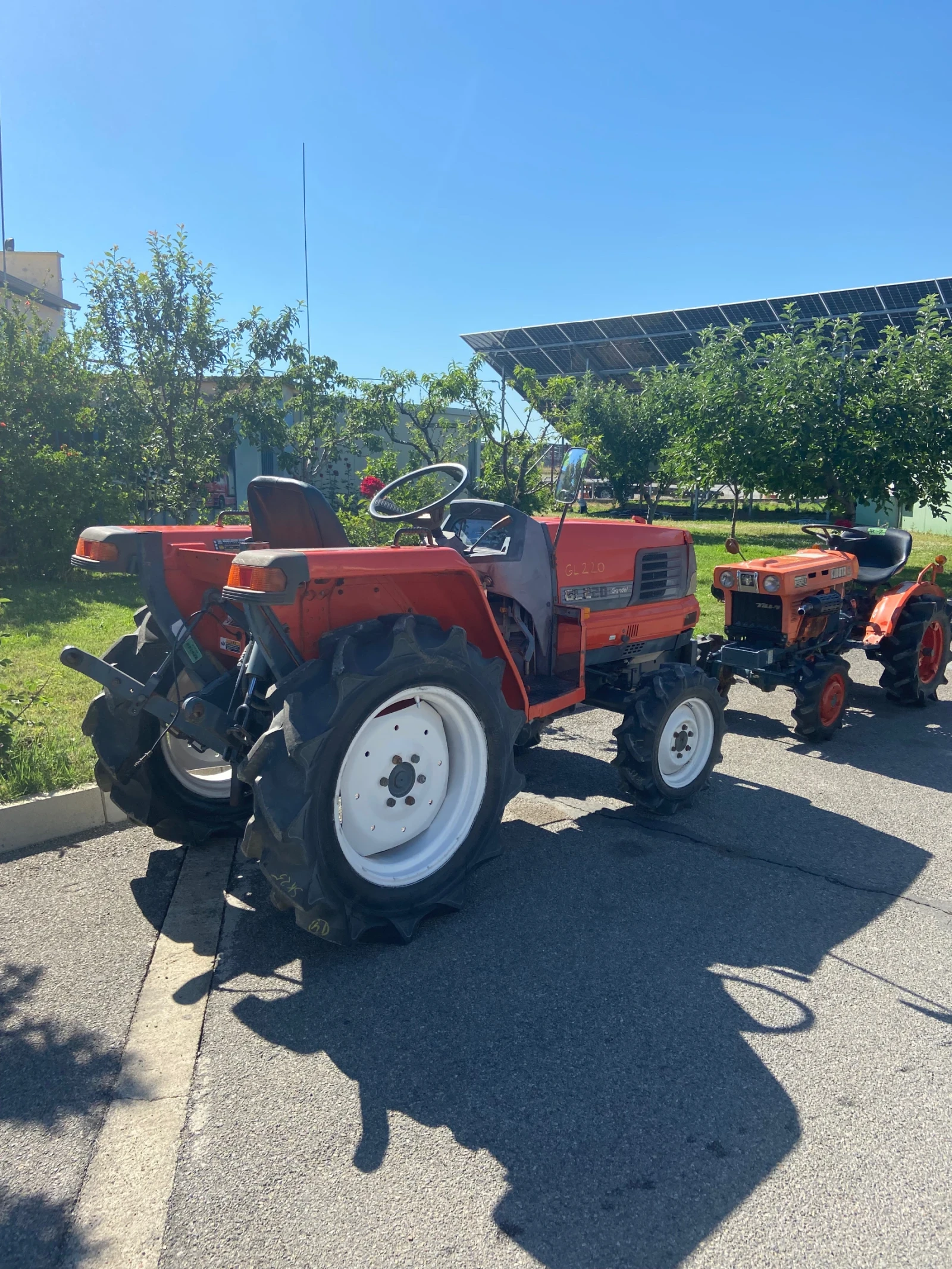 Трактор Kubota, снимка 8 - Селскостопанска техника - 54864945