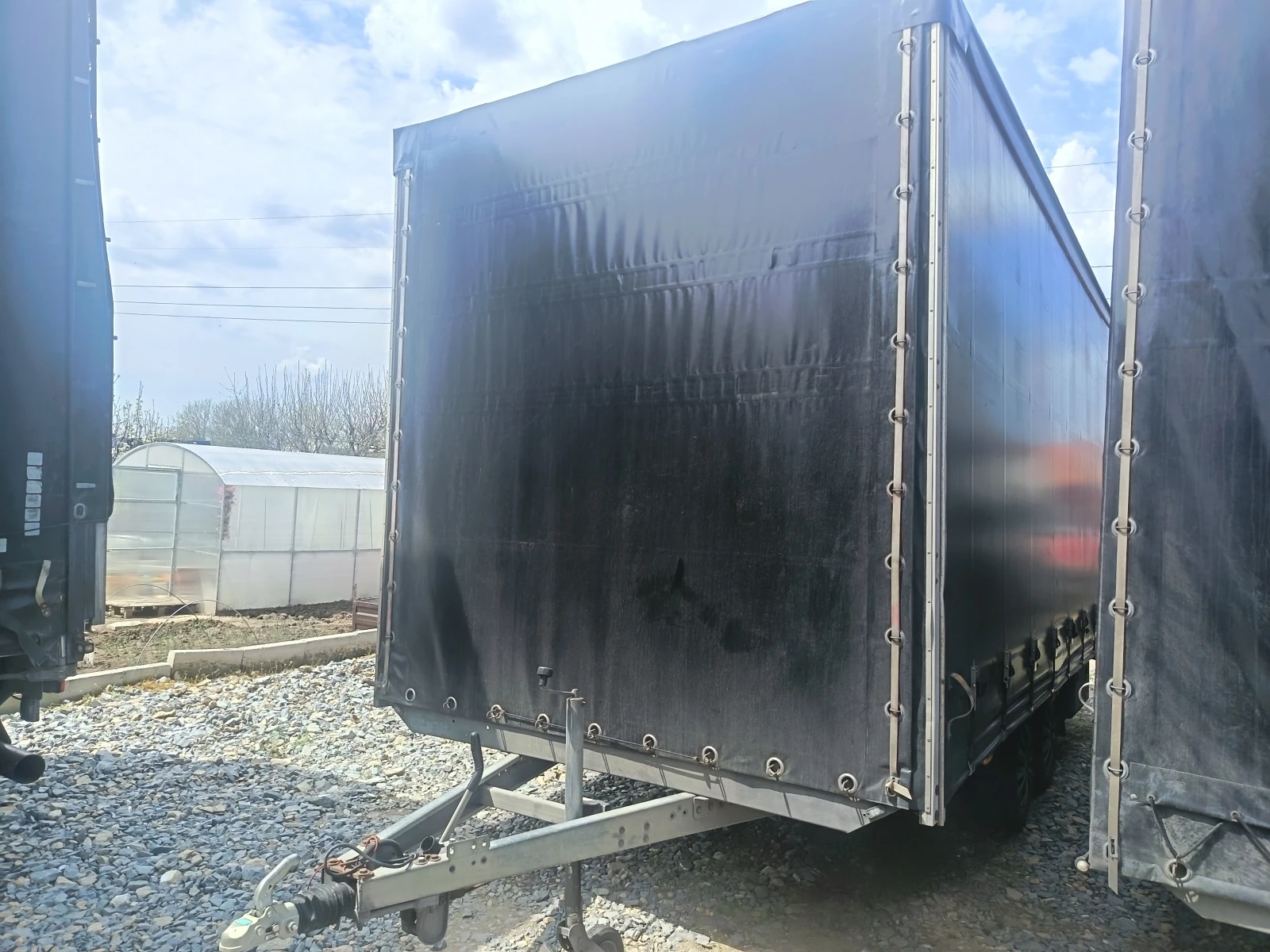 За автомобил Eduard, снимка 3 - Ремаркета - 54257074