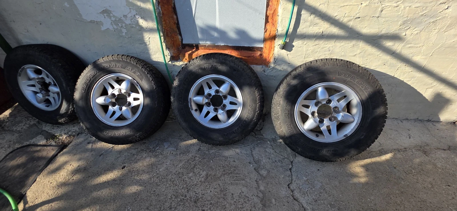    235/75R15  Nissan Terrano | Mobile.bg   3