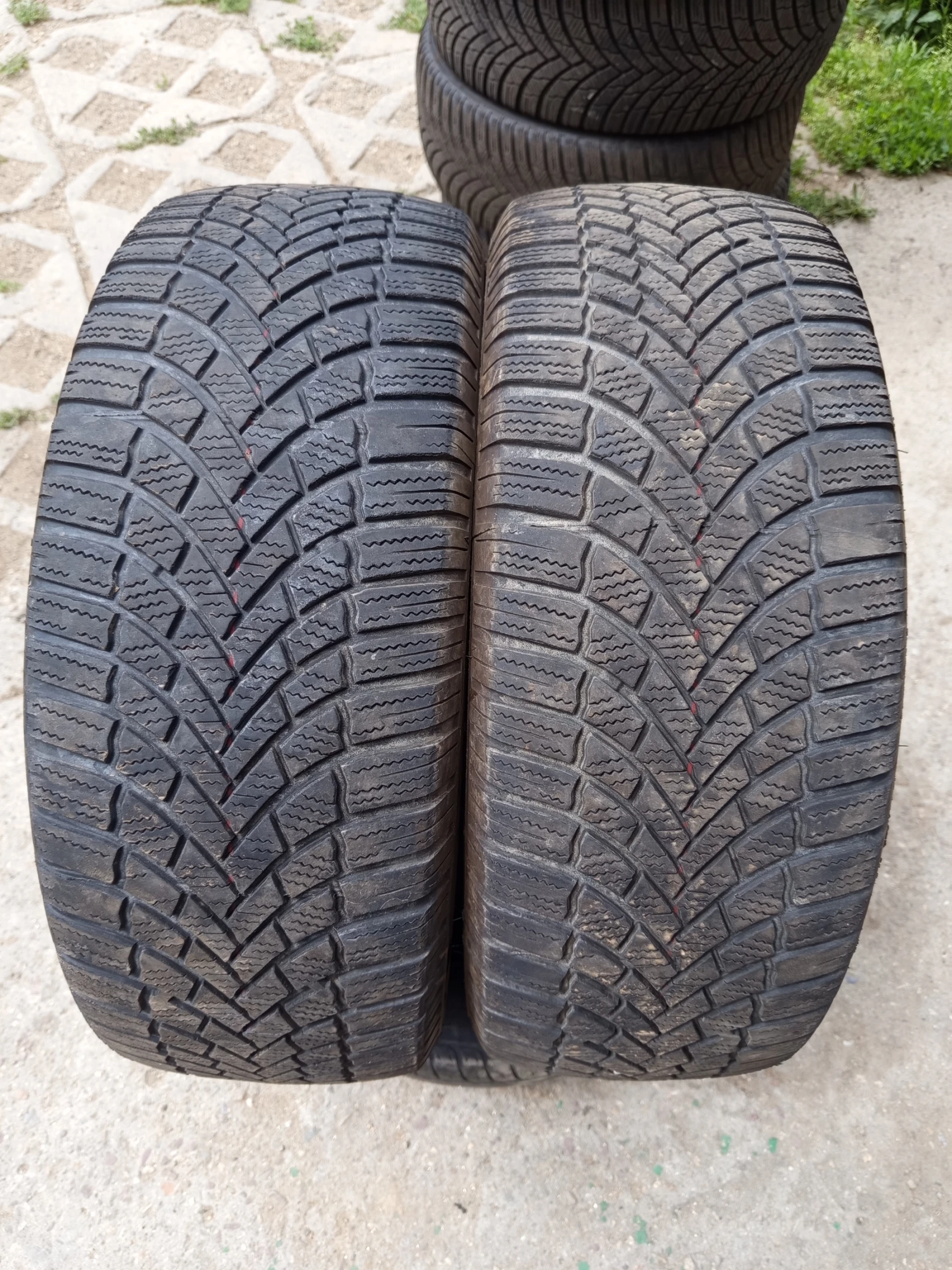 Гуми Зимни 215/60R16