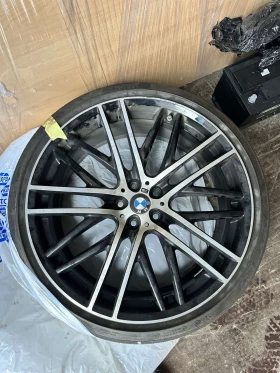 ���� � ������ 275/30R21 �� BMW M8 | Mobile.bg � ����� ������ 2