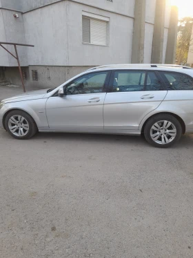 Mercedes-Benz C 220, снимка 2