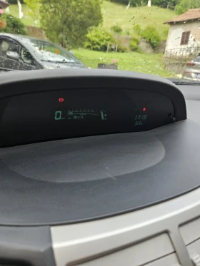 Toyota Yaris 1.3 - 8000 лв. - 23434104 6