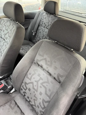 VW Golf Golf 4 - 1100 € / 2151.41 лв. - 10498300 4