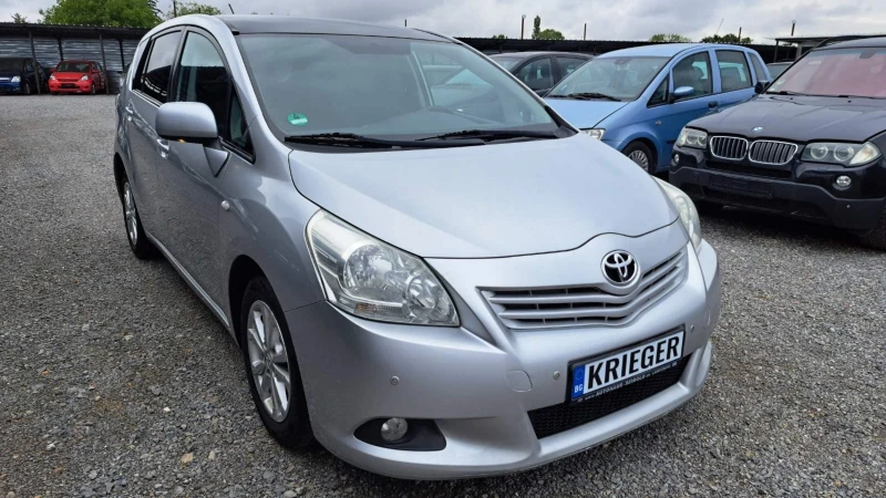 Toyota Verso 2.0D-4D NOV VNOS GERMANY, снимка 3 - Автомобили и джипове - 47209388