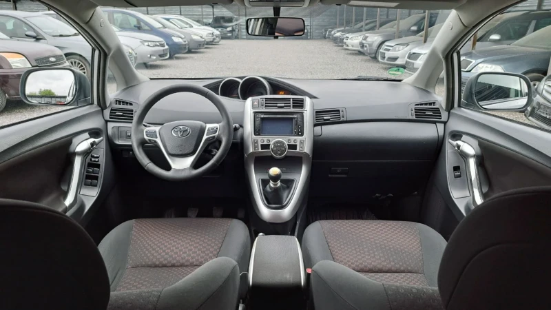 Toyota Verso 2.0D-4D NOV VNOS GERMANY, снимка 10 - Автомобили и джипове - 47209388