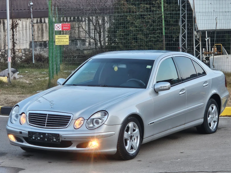 Mercedes-Benz E 220, снимка 4 - Автомобили и джипове - 48931154