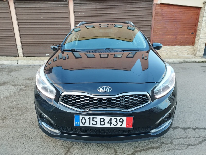 Kia Ceed 1.6 CRDI, 136 k.c., Eco dynamics, Avtomat, снимка 2 - Автомобили и джипове - 48743363