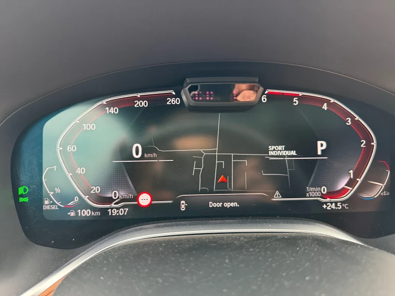 BMW 740 * MILD HYBRID* LAZER* TOP* M PACK* SERVICE HISTORY, снимка 9 - Автомобили и джипове - 52165248