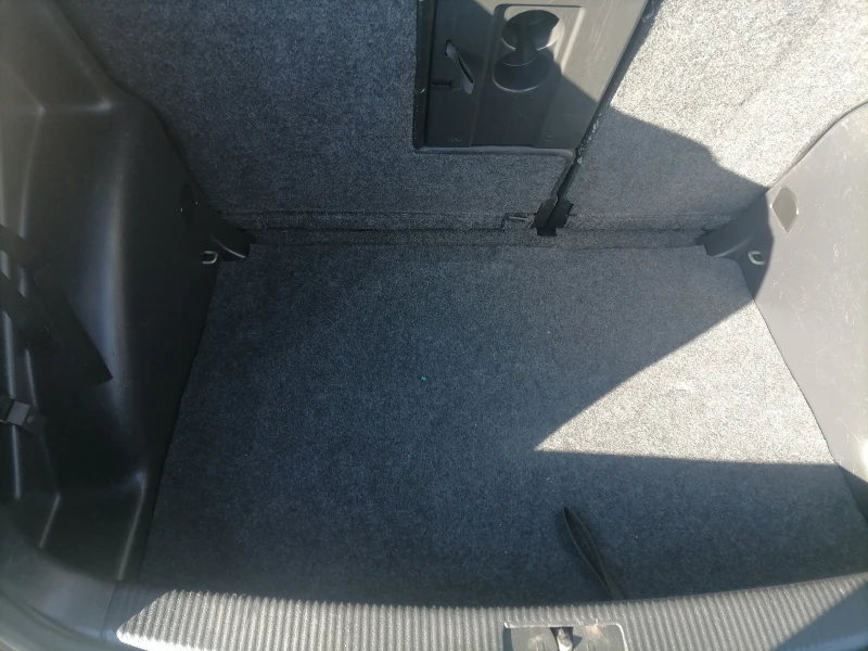 VW Golf Plus 2.0TDI Cross, снимка 13 - Автомобили и джипове - 52417080