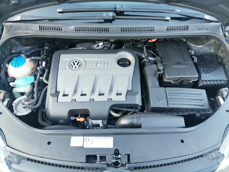 VW Golf Plus 2.0TDI Cross, снимка 8 - Автомобили и джипове - 52417080