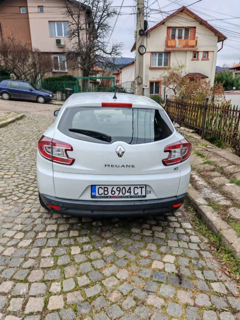 Renault Megane 1.5 dCI, снимка 13 - Автомобили и джипове - 52815880