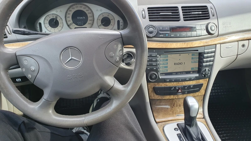 Mercedes-Benz E 320 CDi V6 4x4 7g, снимка 12 - Автомобили и джипове - 52974474