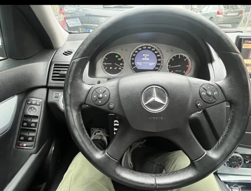 Mercedes-Benz C 220 2200, снимка 4 - Автомобили и джипове - 53272415