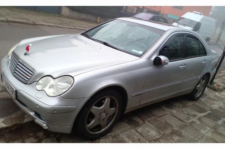 Mercedes-Benz C 200 Kompressor , снимка 3 - Автомобили и джипове - 48784205