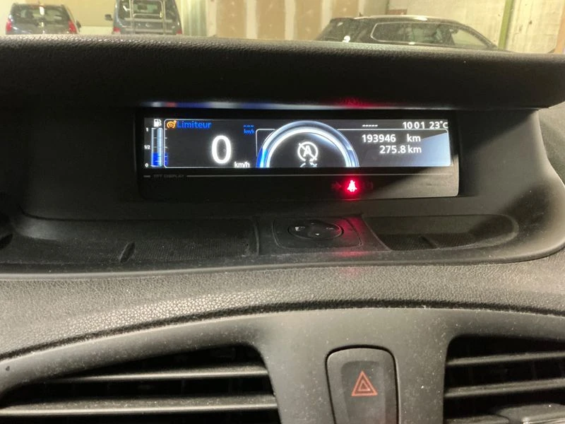 Renault Grand scenic Scenic 1.5 dCi Energy Life, снимка 4 - Автомобили и джипове - 55387572