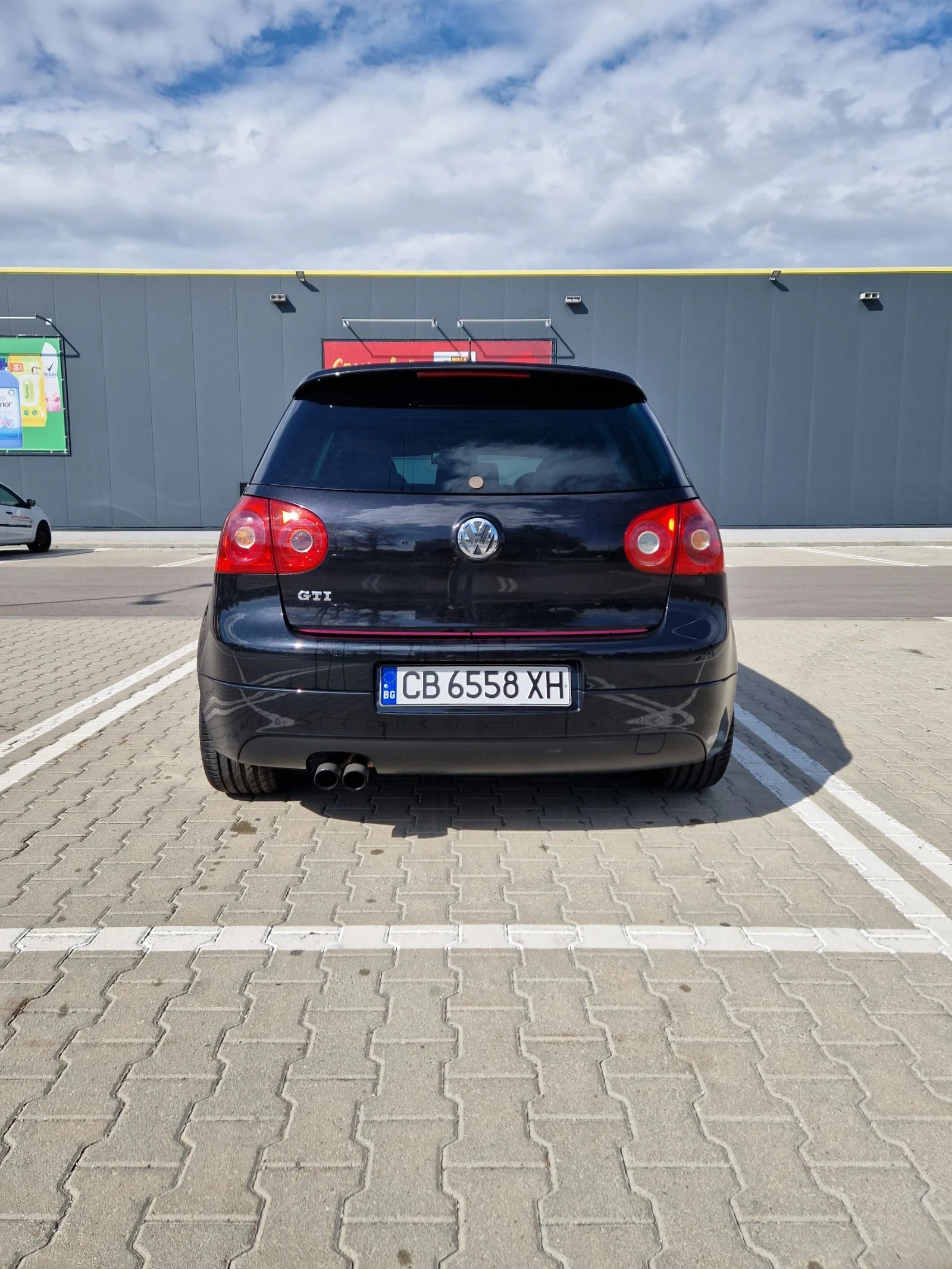 VW Golf GTI - изображение 5