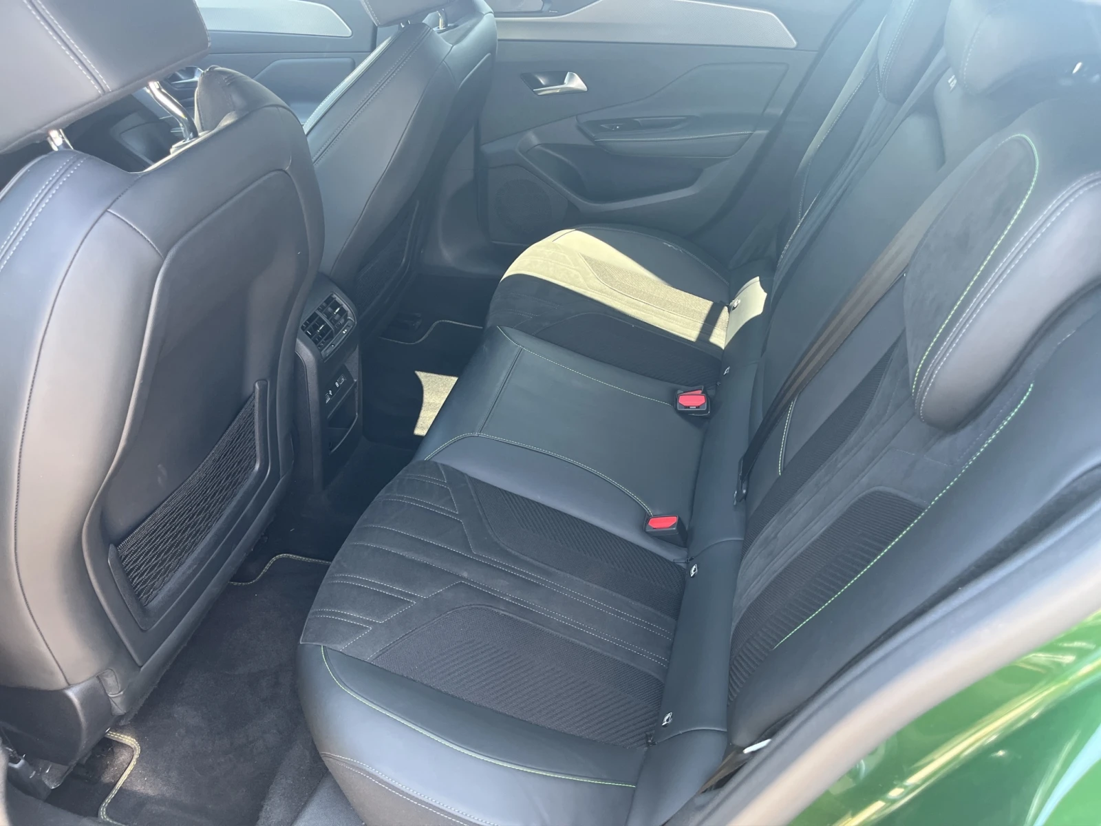 Peugeot 308  GT PACK 1, 5 BlueHDi 130 EAT8 - изображение 8