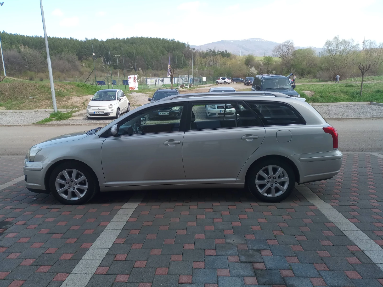 Toyota Avensis Facelift 2.2 D-4D 150к.с. - изображение 4