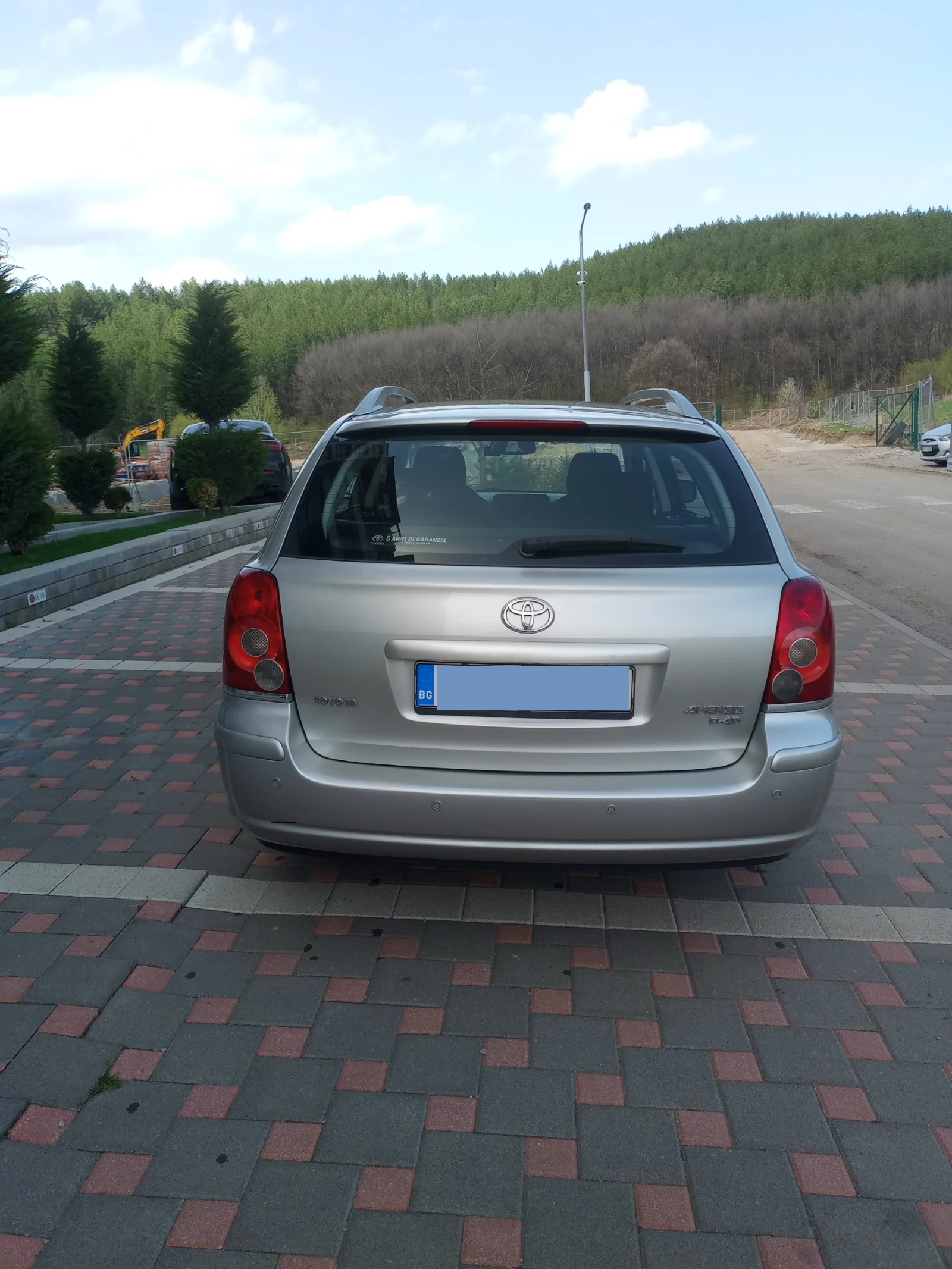 Toyota Avensis Facelift 2.2 D-4D 150к.с. - изображение 3