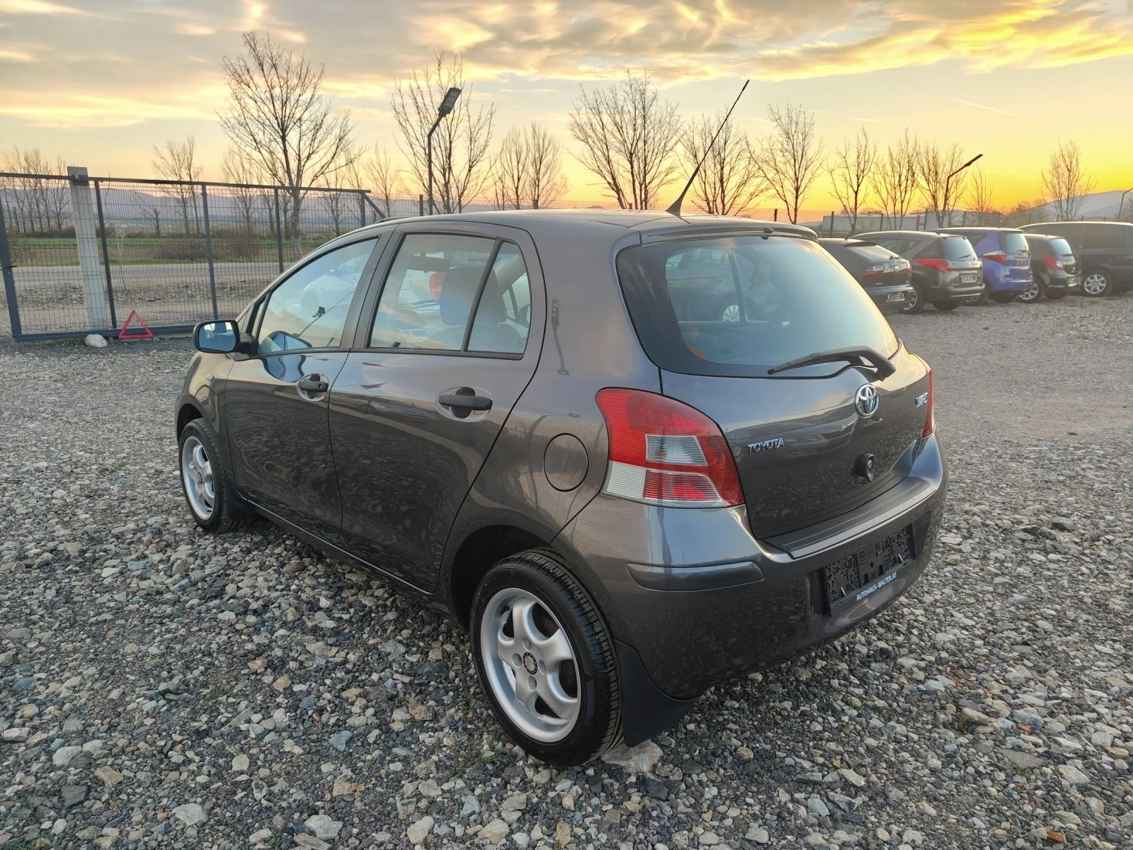 Toyota Yaris 1.33 100 facelift  | Mobile.bg � ����������� 5