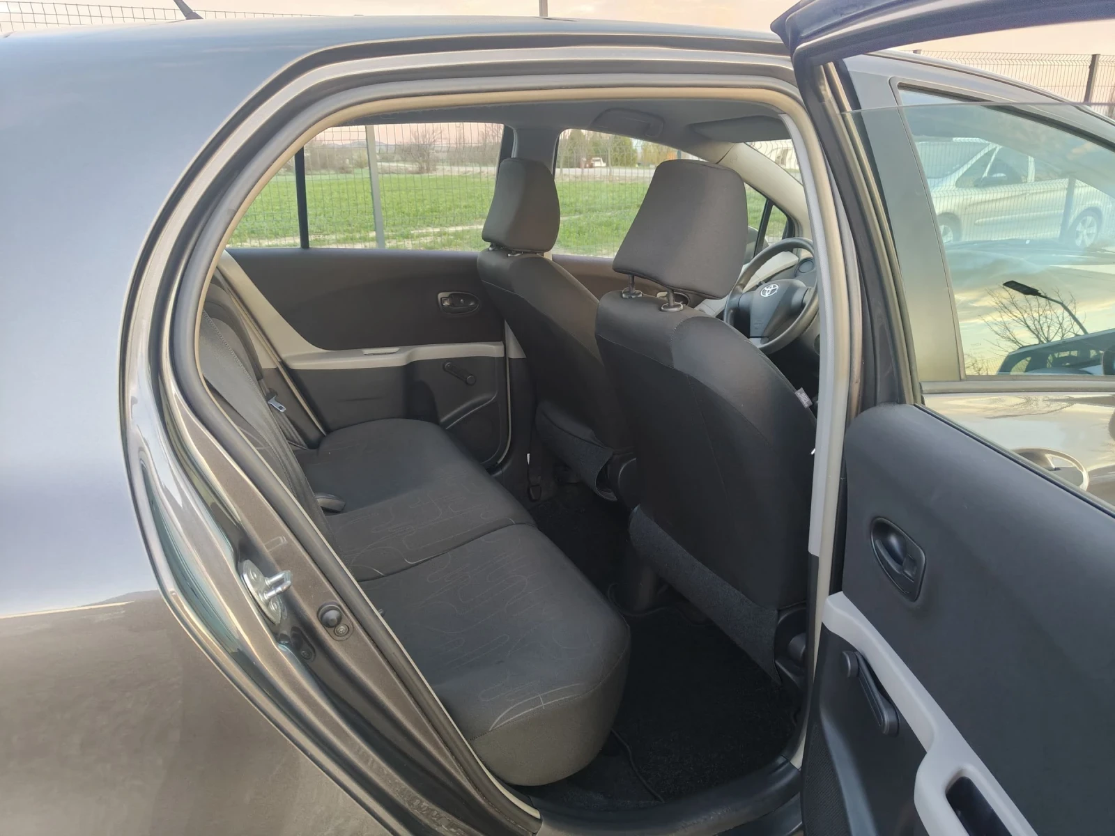 Toyota Yaris 1.33 100 facelift  | Mobile.bg � ����������� 15