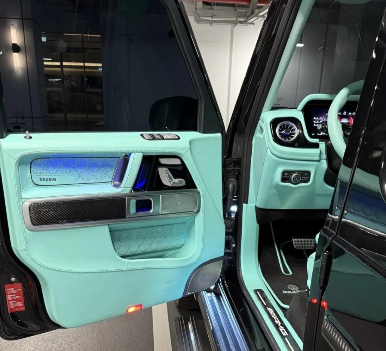 Mercedes-Benz C 63 AMG G900 Brabus Rocket Packet, снимка 10 - Автомобили и джипове - 54258764