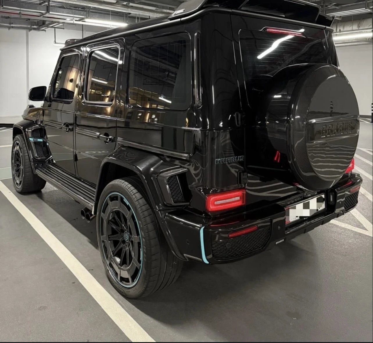 Mercedes-Benz C 63 AMG G900 Brabus Rocket Packet, снимка 5 - Автомобили и джипове - 54258764